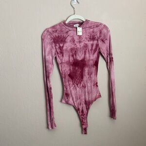 West of MelRose -Dye Long Sleeve body suit size small